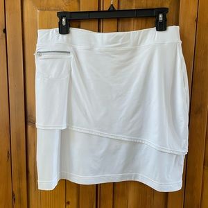 White Skort Size Large Ex. Condition